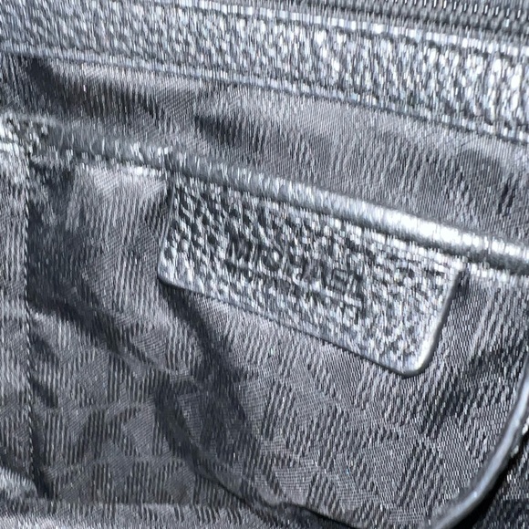 Michael Kors Black leather bag - Picture 3 of 8
